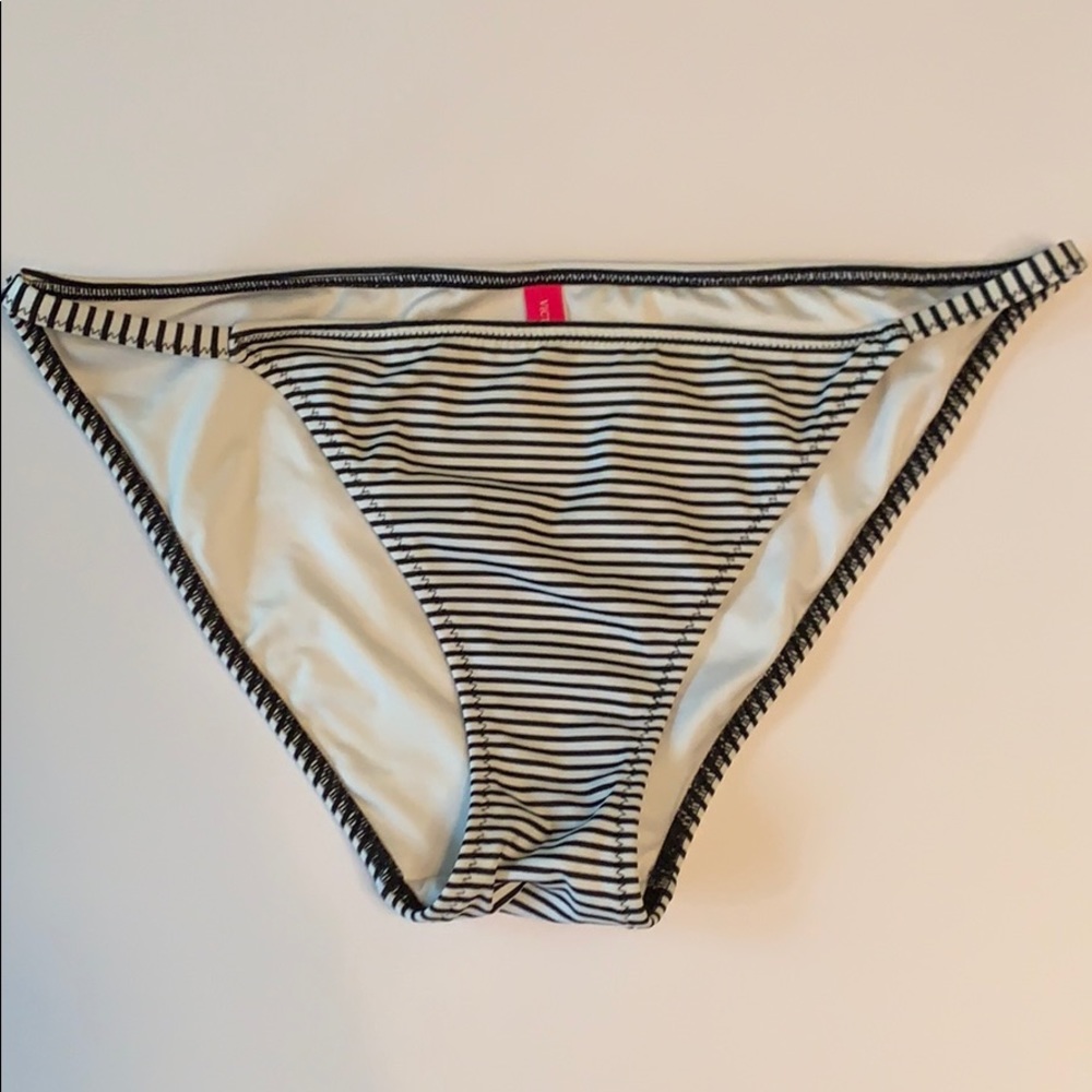 NWOT striped Victoria secret bikini bottom
